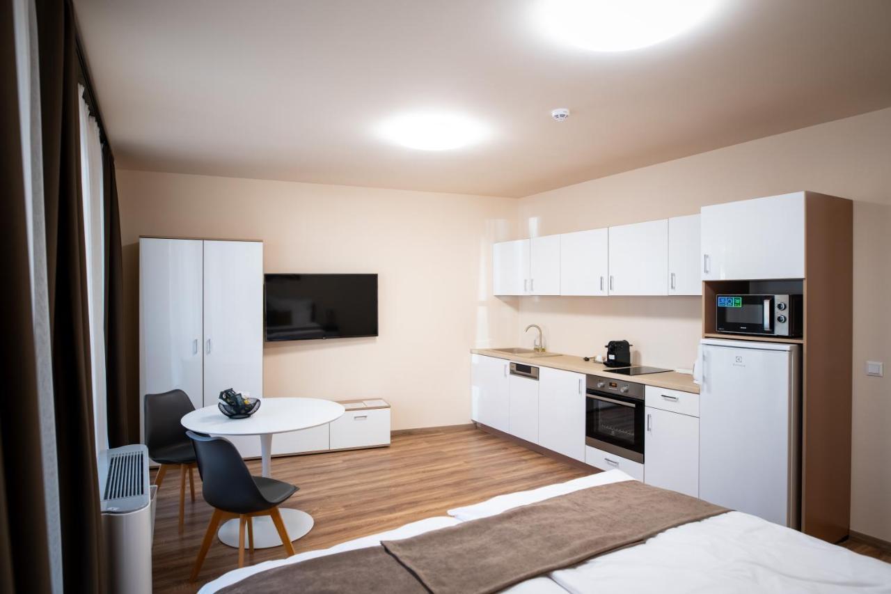 Elixir Panzio Bed & Breakfast Nyírbátor Bagian luar foto