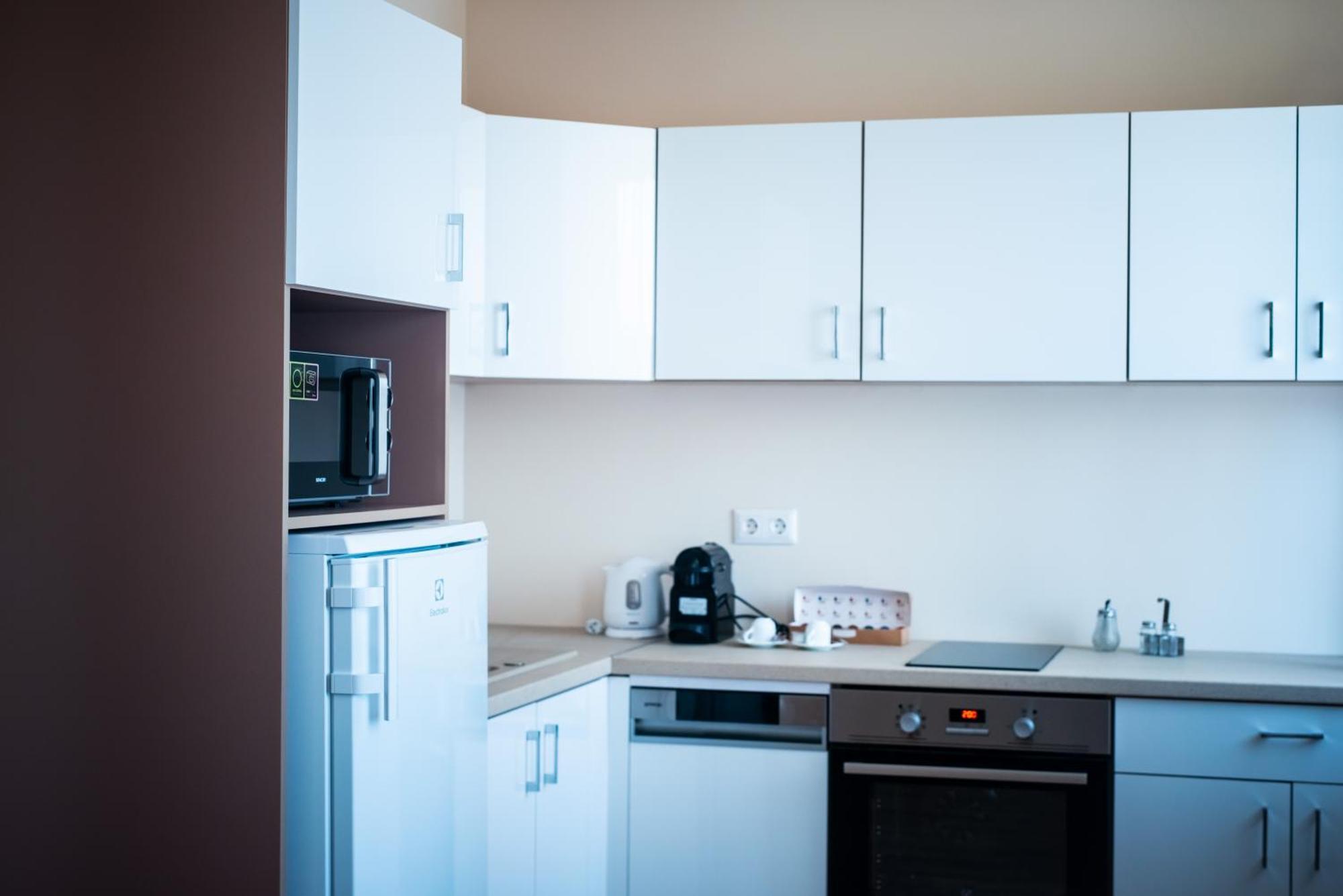 Elixir Panzio Bed & Breakfast Nyírbátor Bagian luar foto